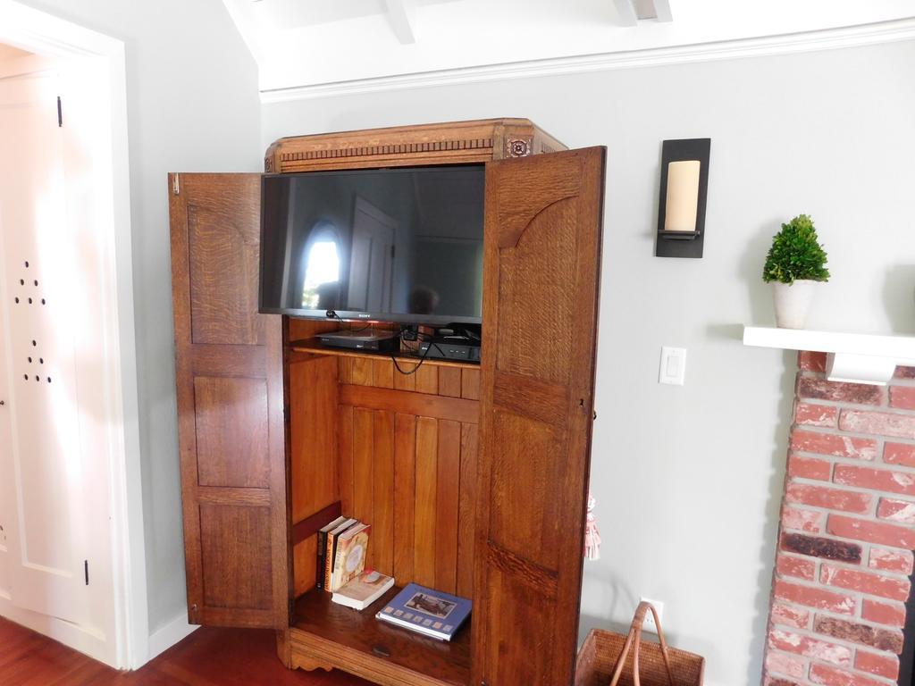 Lincoln Green Inn Carmel-by-the-Sea Экстерьер фото