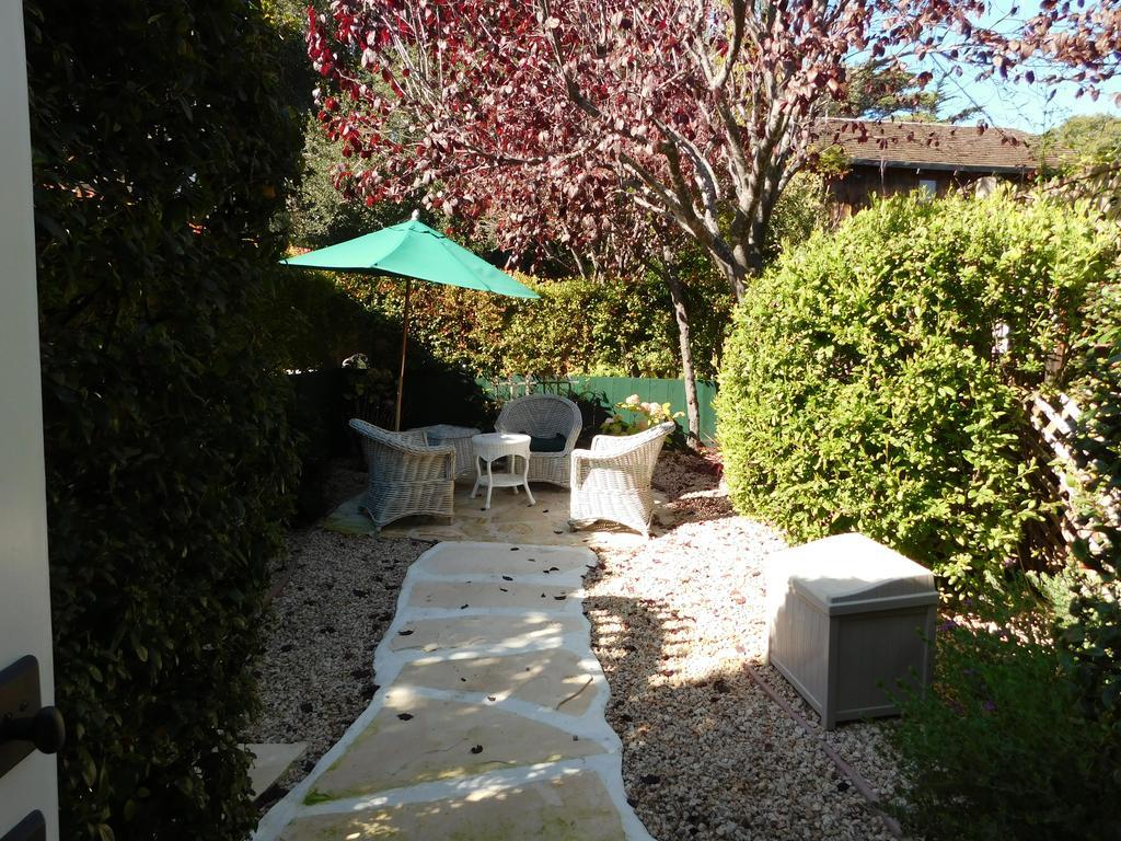 Lincoln Green Inn Carmel-by-the-Sea Экстерьер фото